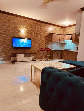 F10 luxury studio apartment park towers daily weekly basis fully secured